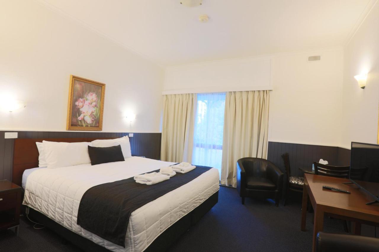 The Esplanade Motel Lakes Entrance Ngoại thất bức ảnh