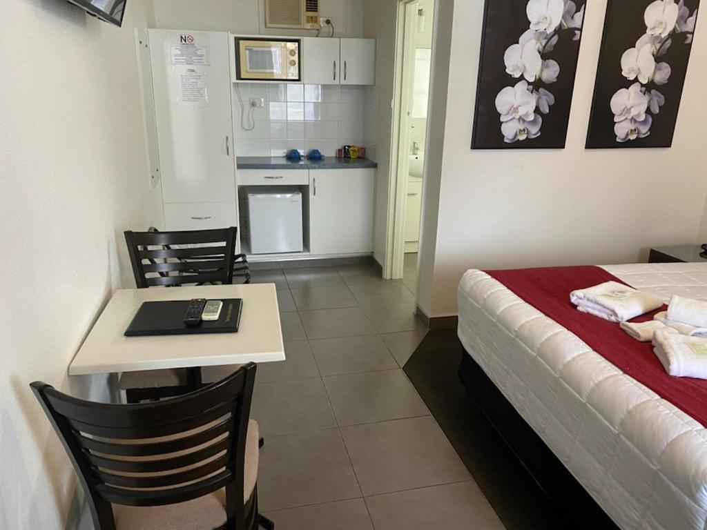 The Esplanade Motel Lakes Entrance Ngoại thất bức ảnh