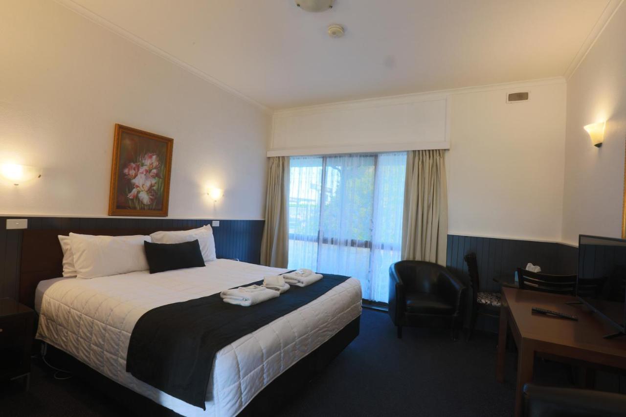 The Esplanade Motel Lakes Entrance Ngoại thất bức ảnh