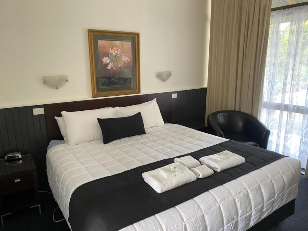 The Esplanade Motel Lakes Entrance Ngoại thất bức ảnh